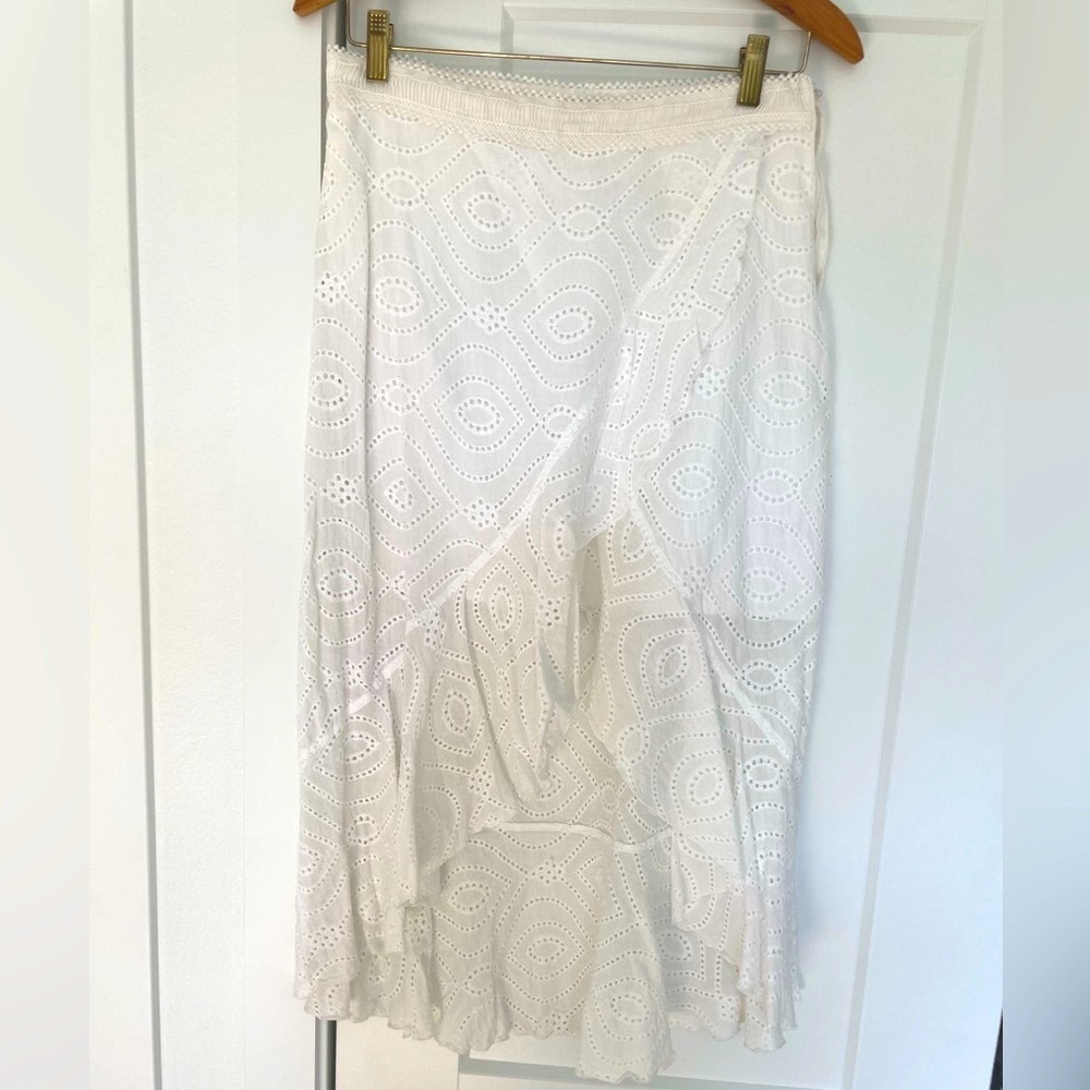 White embroidered skirt